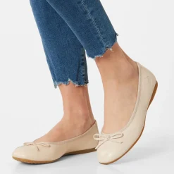 Born Shoes Brin-Women Flats